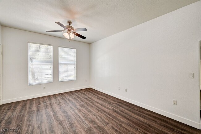 Foto del edificio - 10550 W Alexander Rd
