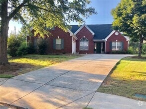 Building Photo - 402 James Ridge Ct