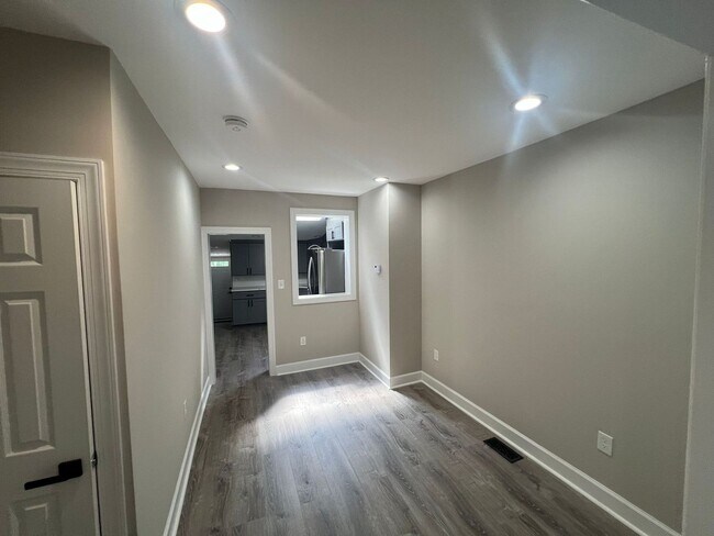 Foto del edificio - Completely Remodeled 2 Bed 1 Bath