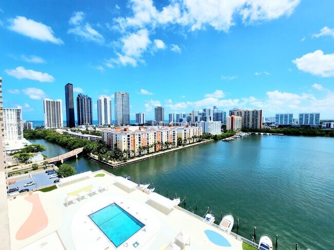 Foto del edificio - 250 174th St