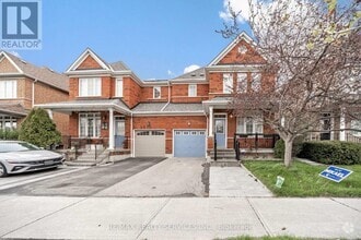 Building Photo - 3023 McDowell Dr