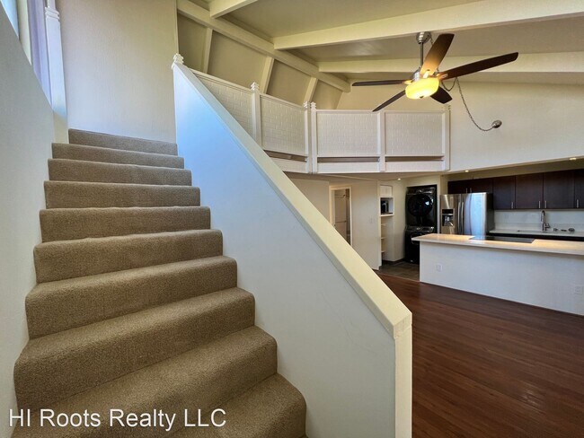 Building Photo - 2 br, 1 bath House - 94-415 Keaoopua St. #...