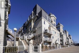 Building Photo - 36-536 Stadium Rd