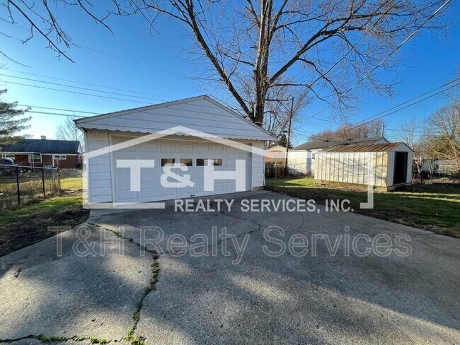 Building Photo - 514 Park Dr