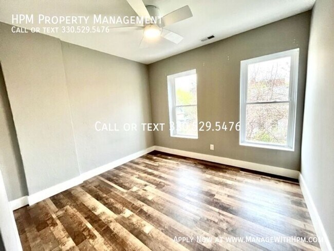 Foto del edificio - 2179 W 11th St