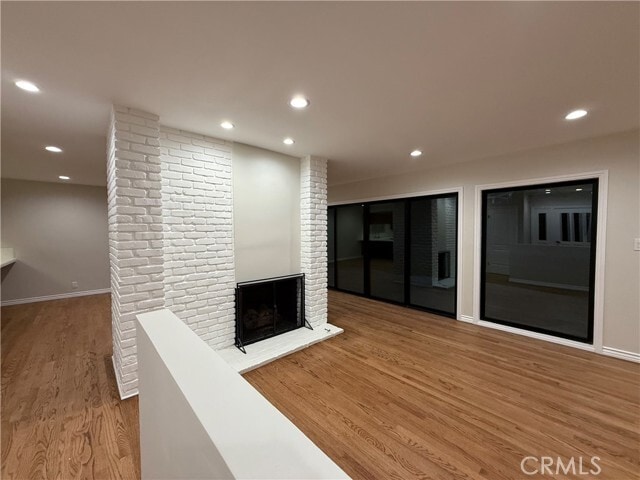 Building Photo - 1825 Valleta Dr