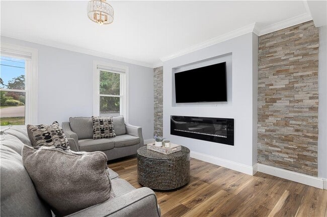 Foto del edificio - 29 Canterbury Dr