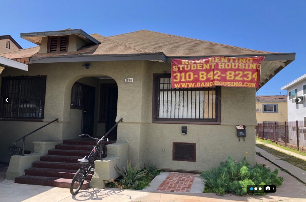 Foto principal - 1296 W Jefferson Blvd