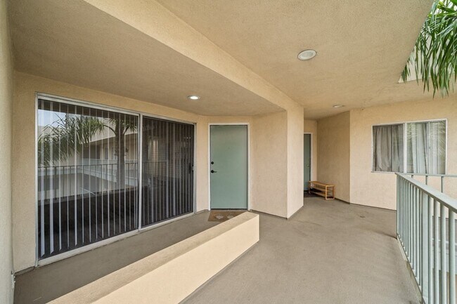 Foto del edificio - 730 Pine Ave.