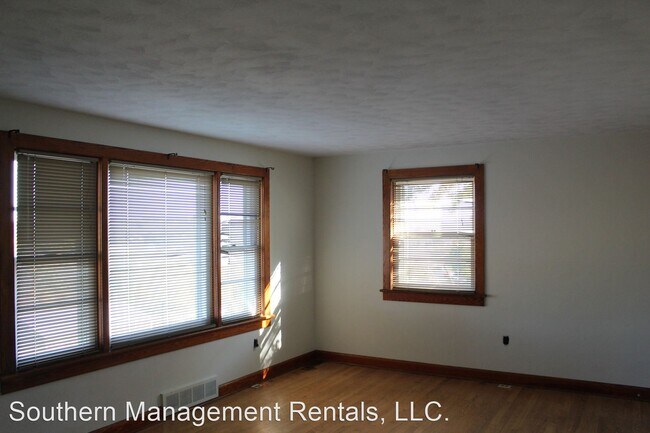 Building Photo - 3 br, 1 bath House - 2063 Cemetery Road