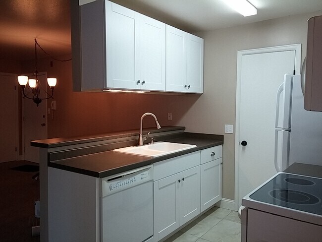 Foto del edificio - 1315 Kirkwood Dr