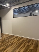 Interior Photo - The Knick