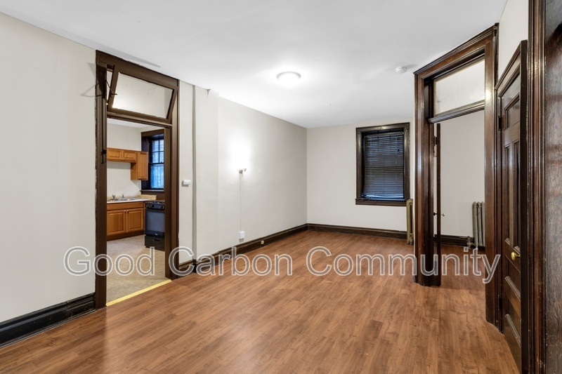 Foto principal - 106 Elmwood Ave