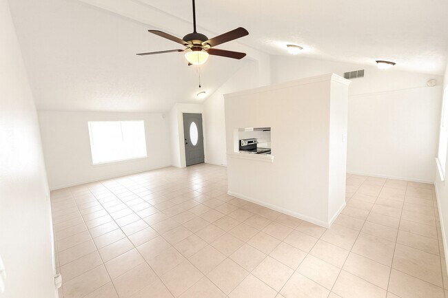 Foto del edificio - 2503 Ironclad Dr