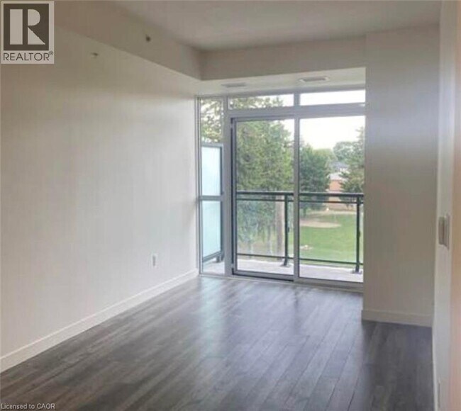 Building Photo - 128 King St N