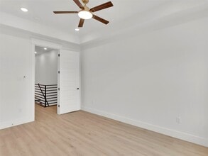 Building Photo - 1311 E 33rd St