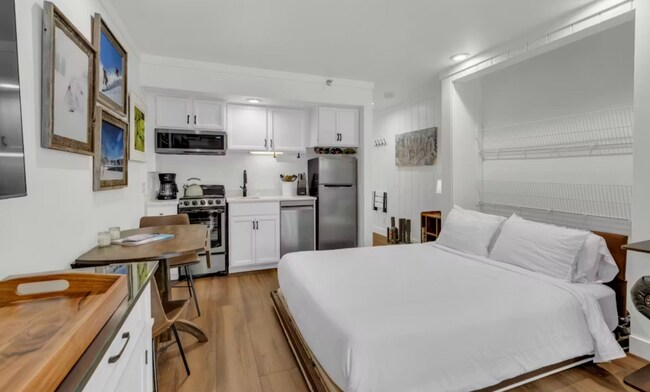 Foto del edificio - 1385 Lowell Ave