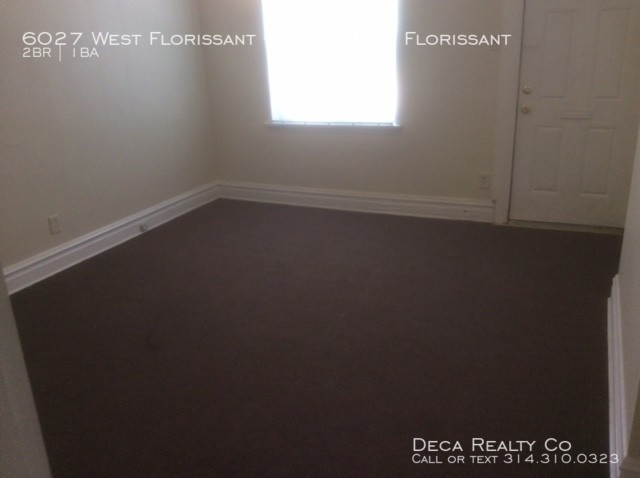Building Photo - 2 Bedroom Apartment