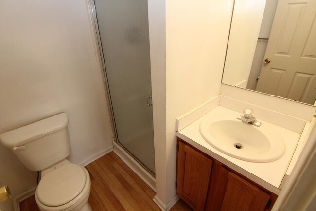 Foto del edificio - 313 Northdown Dr