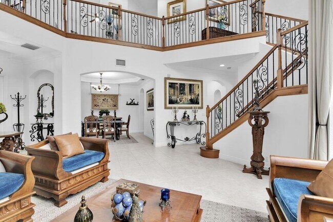 Foto del edificio - 10703 Versailles Blvd