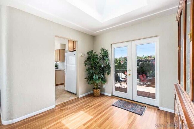 Foto del edificio - 5833 Estelle St