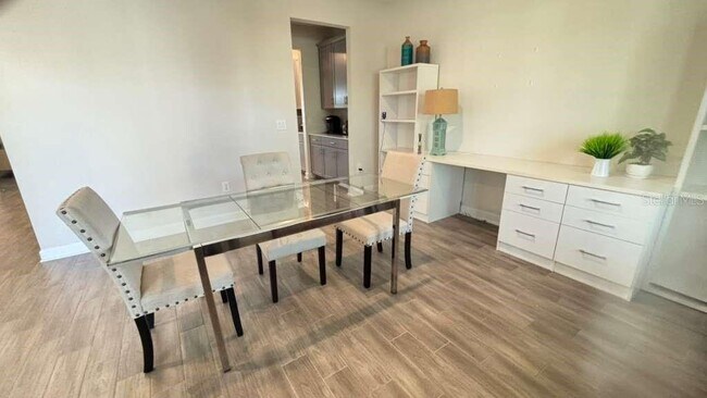 Building Photo - 2909 Nottel Dr