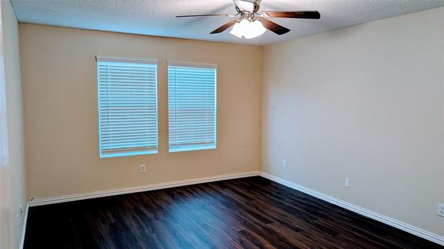 Foto del edificio - 1303 W Coral Reef Ln
