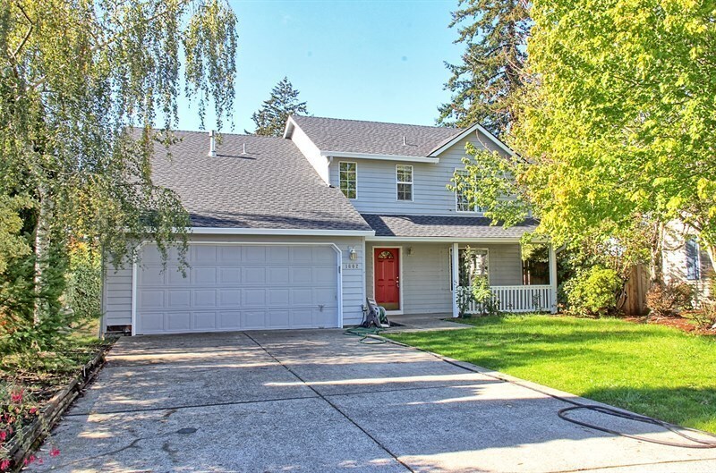 Primary Photo - 4 Bed, 2.5 Baths Home in the Northfield Ne...