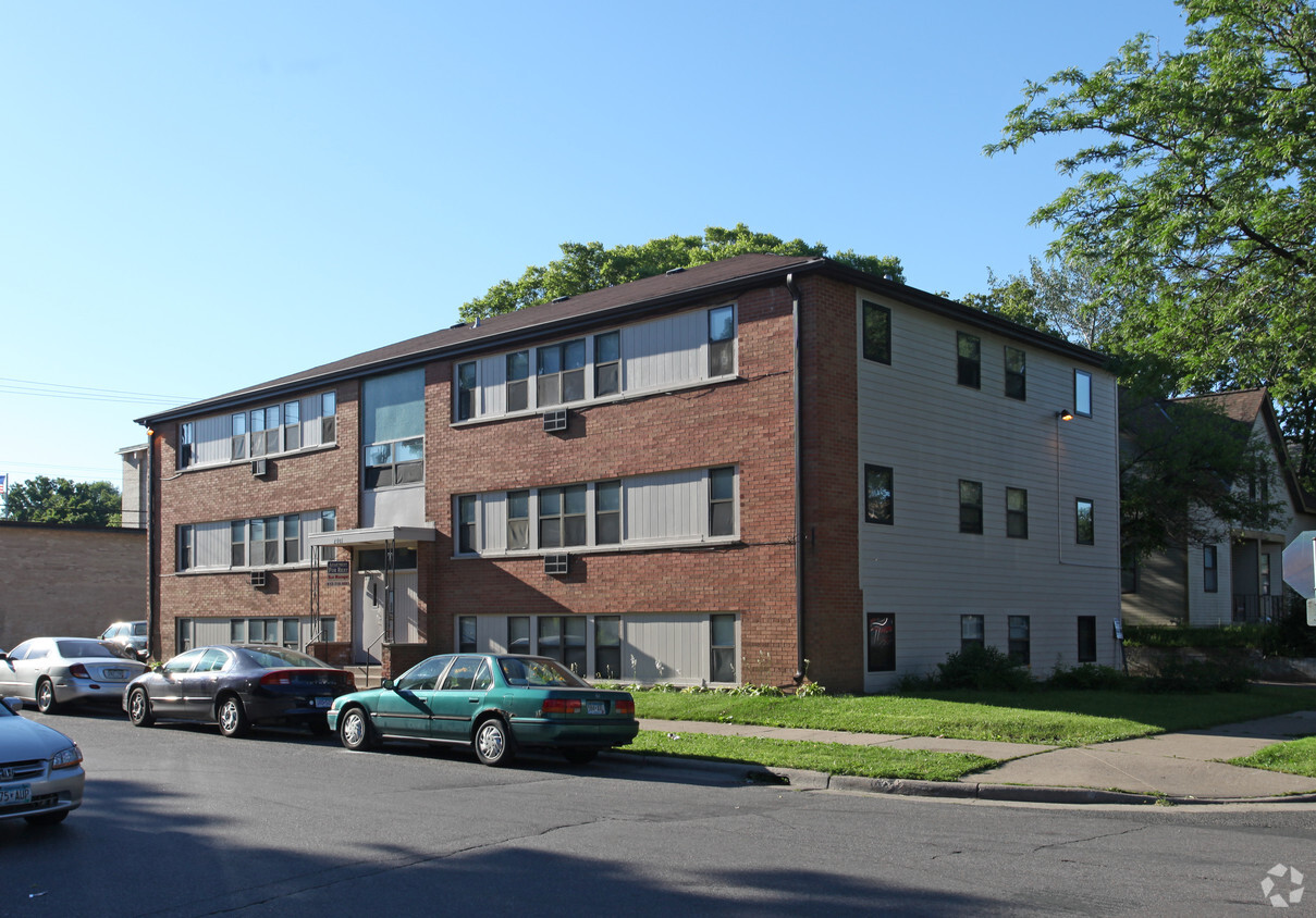 Primary Photo - 15th Avenue Apartments