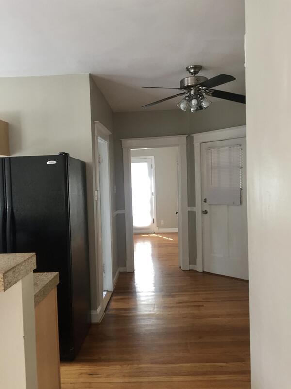 Foto del edificio - 1525 McCausland Ave