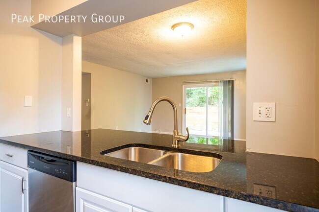 Foto del edificio - 985 Quay Ave