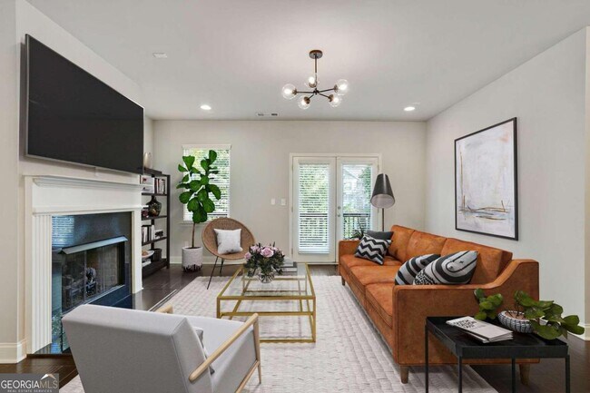 Building Photo - 327 Benson Manor Cir