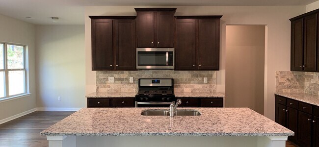 Foto del edificio - Single Family Home in Lithonia with UPGRAD...