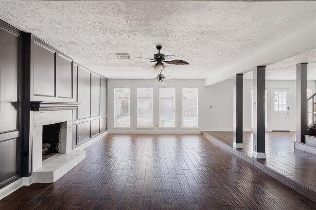 Foto del edificio - 1210 Westgreen Blvd