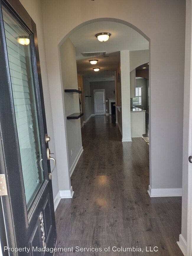 Building Photo - 5 br, 2.5 bath House - 935 Tuxford Trail