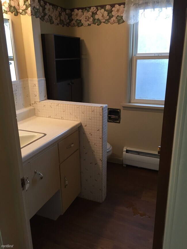 Building Photo - 3 br, 2 bath Apartment - 1425 Mill Road