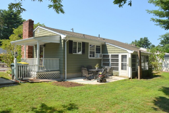 Building Photo - 8 MacArthur Dr