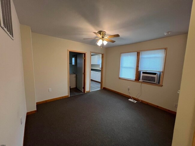 Building Photo - 209 W Pacific Ave