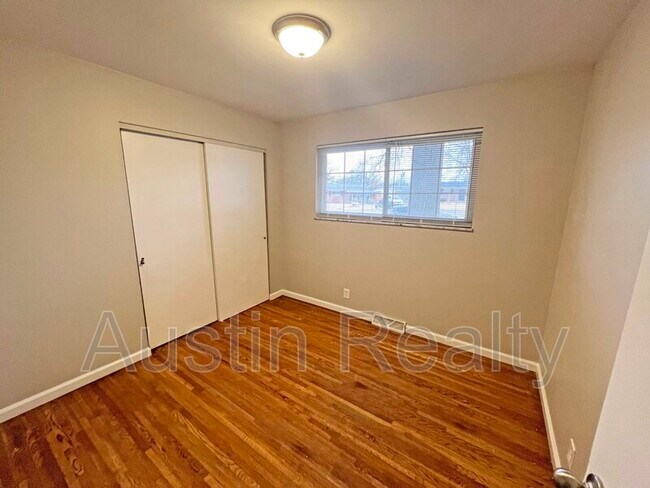 Building Photo - 2624 Terri Lee Ct