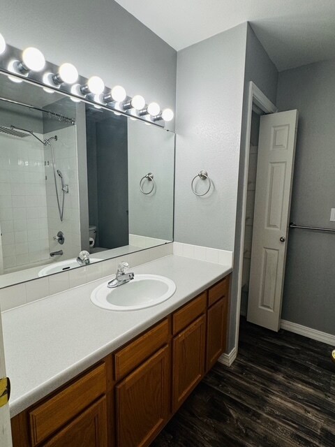 Foto del edificio - 420 N Parkside Dr