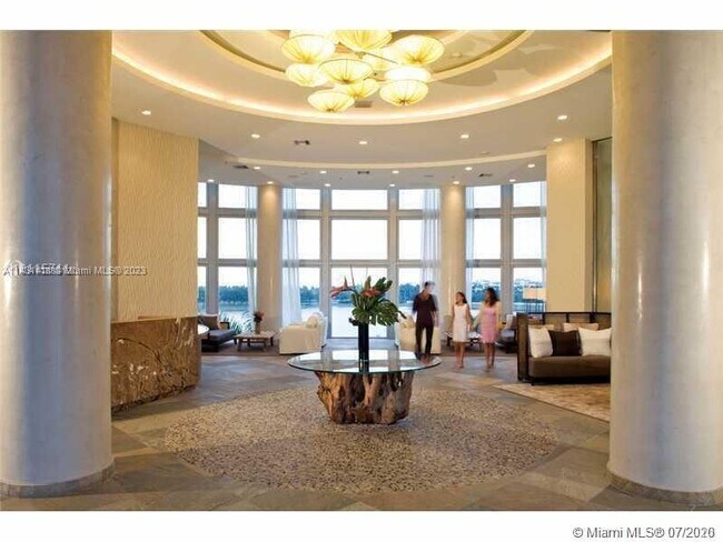 Foto del edificio - 2641 N Flamingo Rd