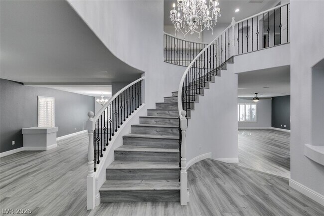 Foto del edificio - 651 Hidden Cellar Ct
