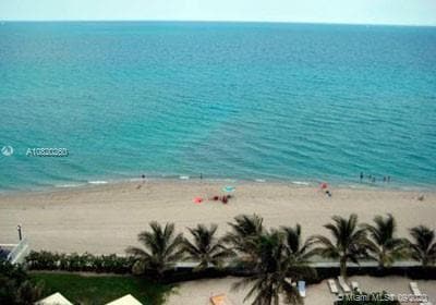 Building Photo - 3000 S Ocean Dr
