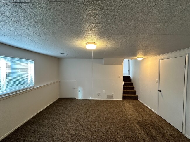 Foto del edificio - 3412 Carson Ave