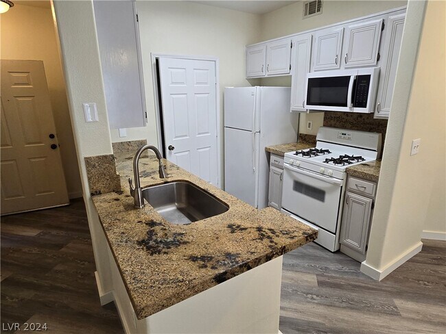 Building Photo - 7173 S Durango Dr