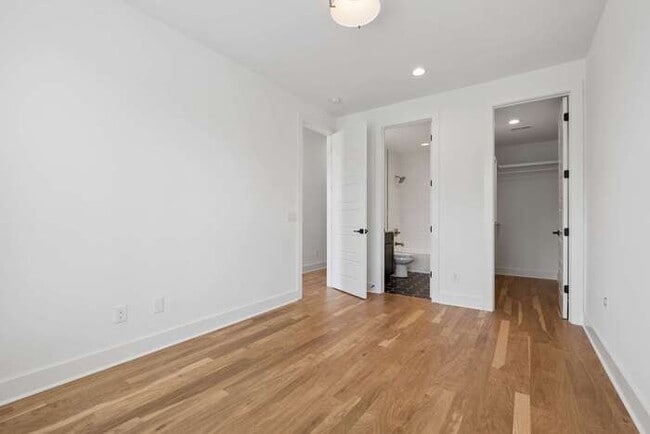 Foto del edificio - 2225 Herman St
