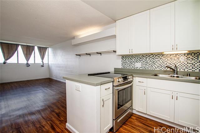 Building Photo - 46-270-270 Kahuhipa St