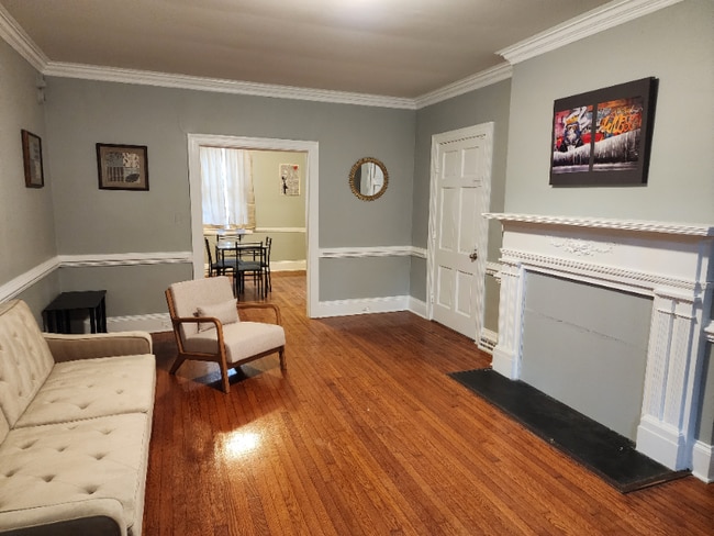 Building Photo - 558 Avent St