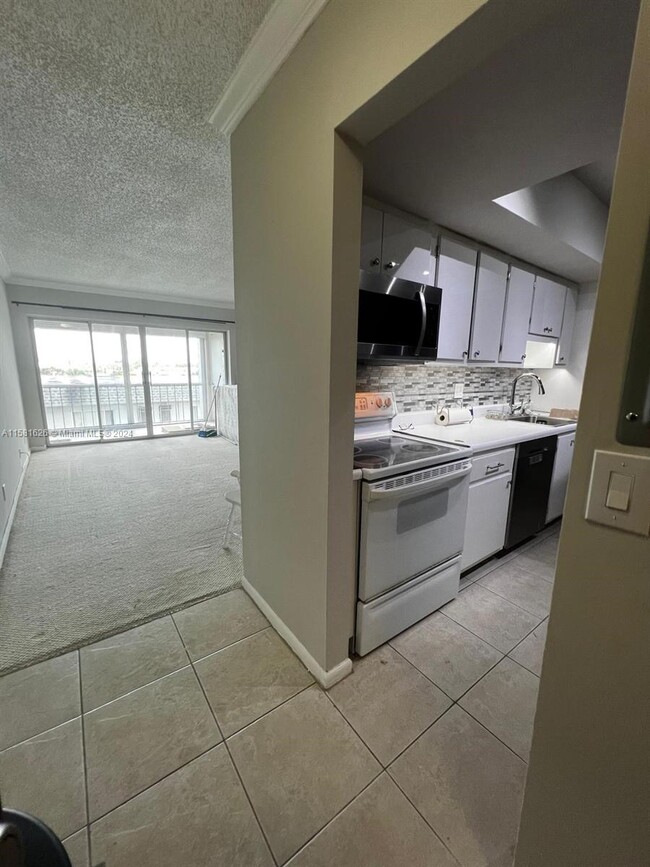 Building Photo - 505 Spencer Dr