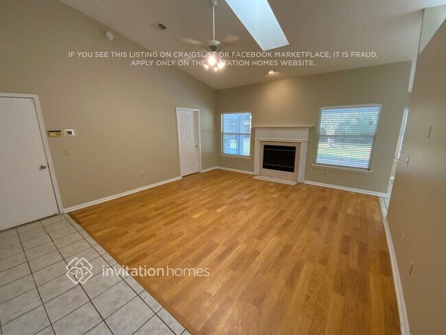 Foto del edificio - 8610 Wyndhurst Dr